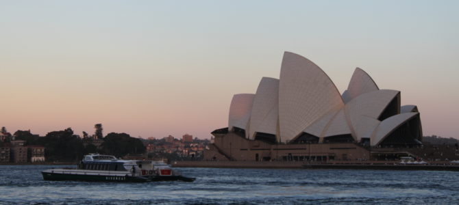 Walking in Sydney Walking in Sydney